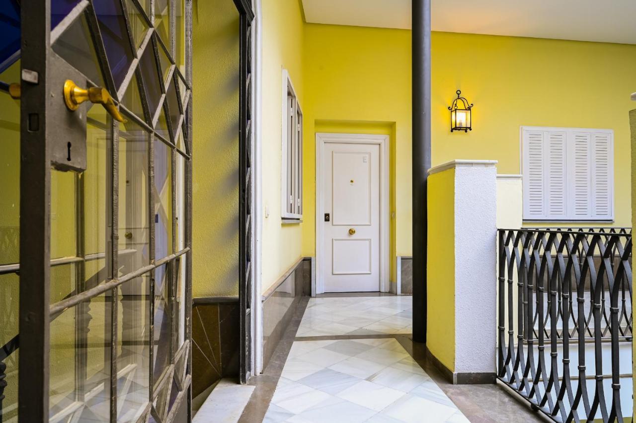 Anfitrion Sevilla 5 Exterior photo